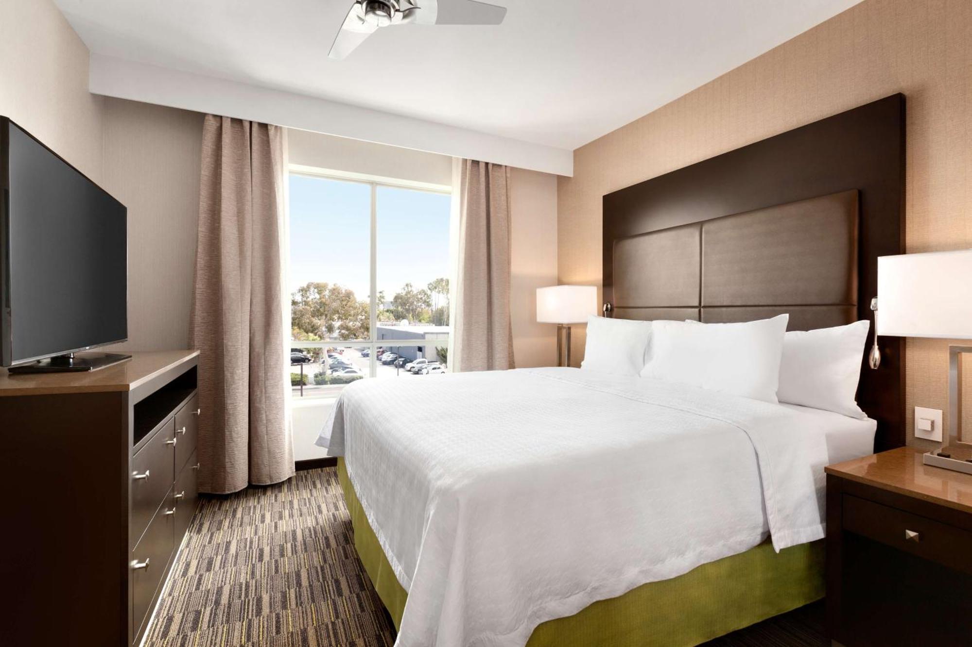 Homewood Suites By Hilton Irvine John Wayne Airport Exterior photo